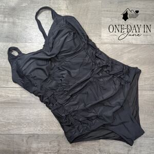 Aqua Eve Plus Size Retro Classic One Piece Swimsuit Size 16W